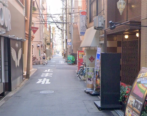 性感マッサージ ロイヤルオアシスの場所